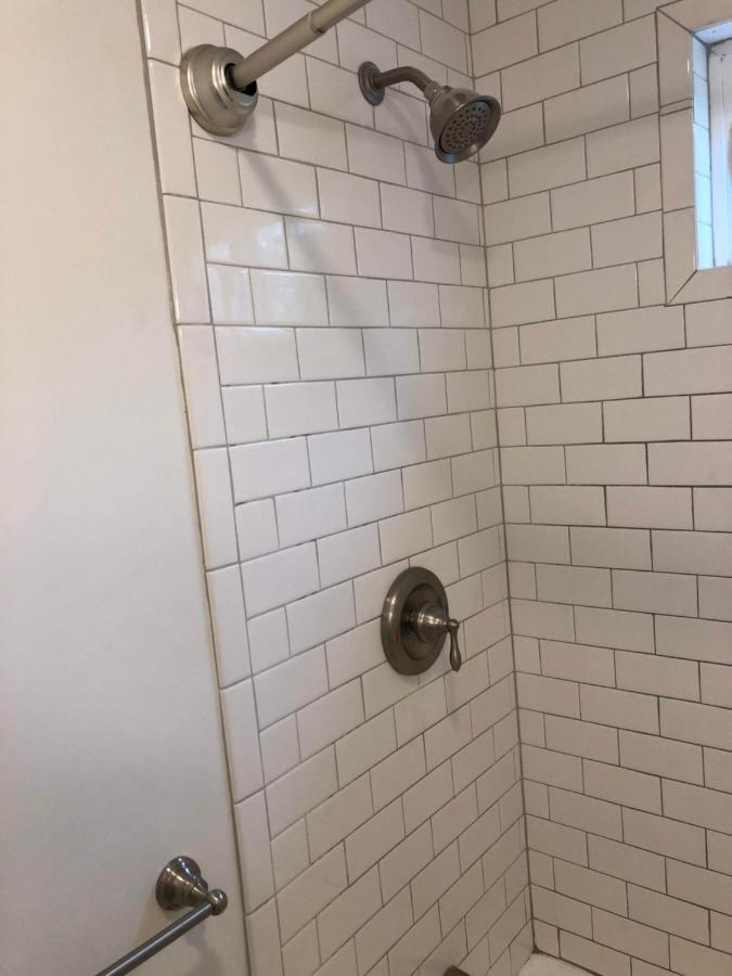 Renovated Space Close To Downtown - A Durham Bagian luar foto