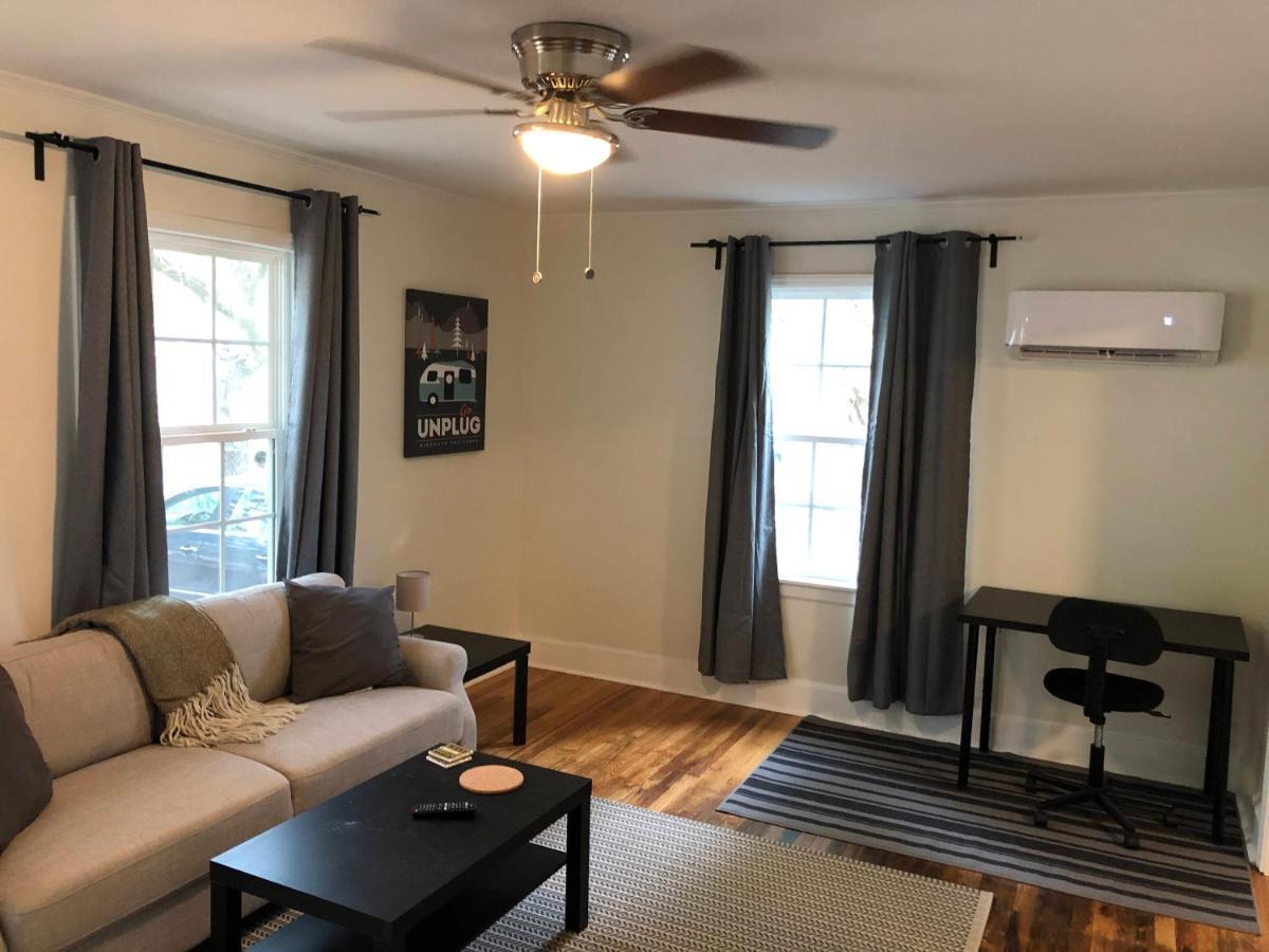 Renovated Space Close To Downtown - A Durham Bagian luar foto